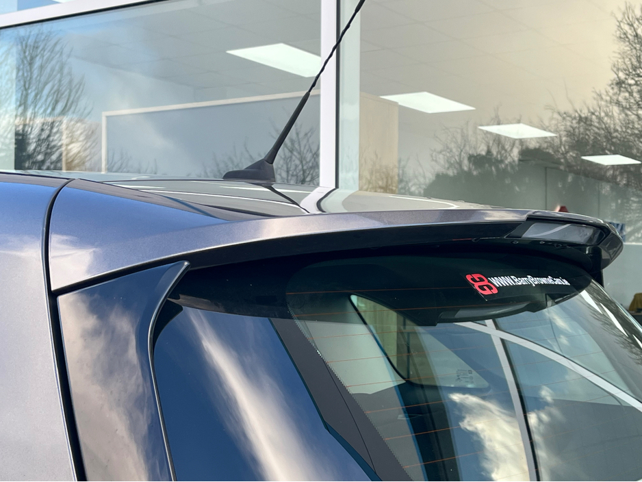 2023 Opel Crossland - image 6