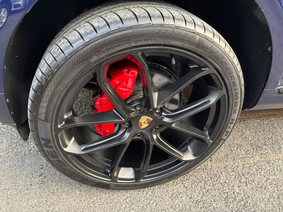 2007 Porsche Cayenne  €10,000