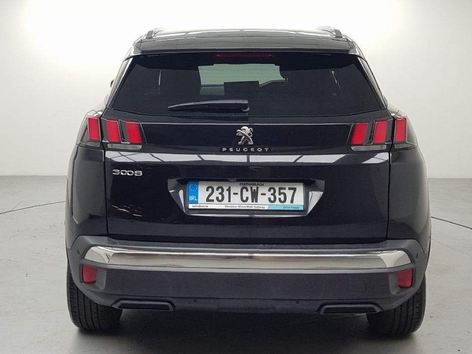 2023 Peugeot 3008 - image 10