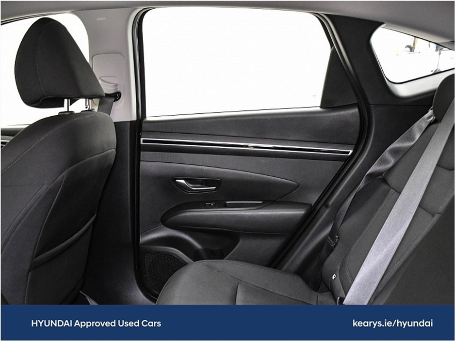 2022 Hyundai Tucson - image 7
