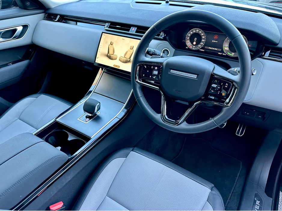 2025 Land Rover Range Rover Velar DYNAMICS PANORAMIC ROOF