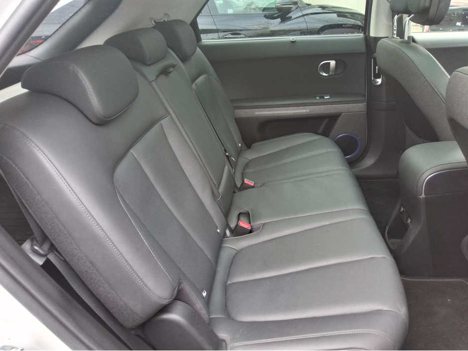 2024 Hyundai Ioniq 5 - image 12