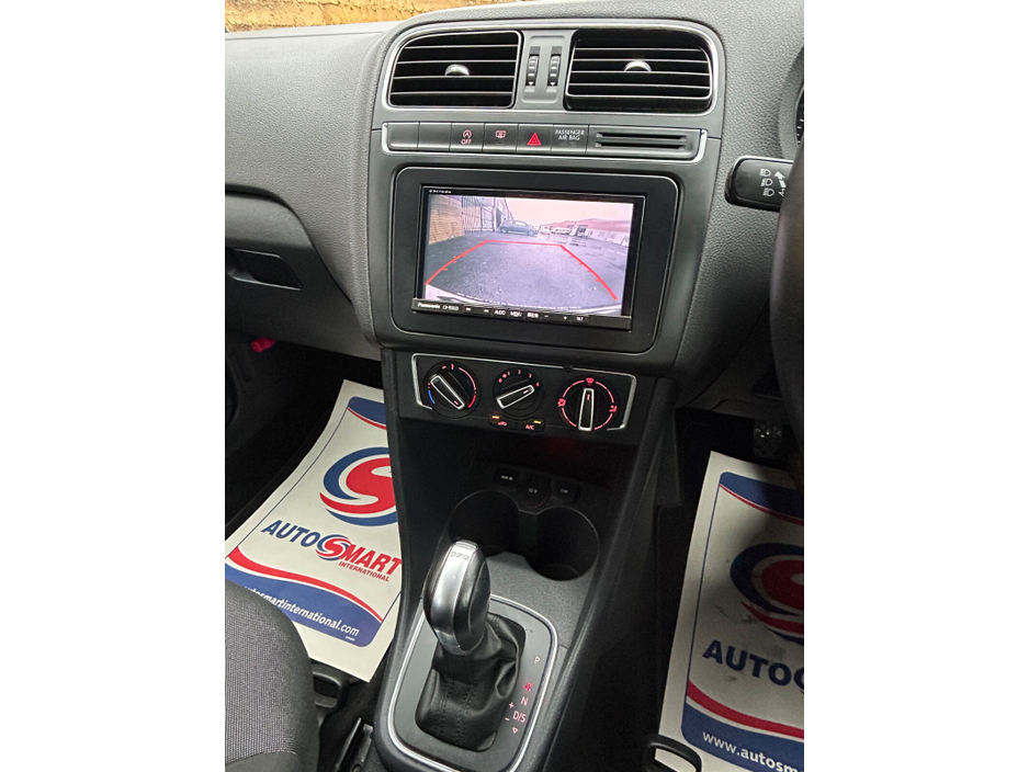 2016 Volkswagen Polo  €12,700