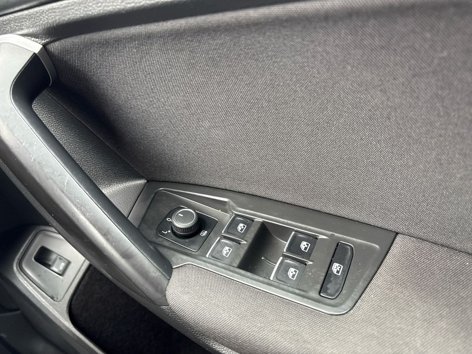 2024 Volkswagen Tiguan - image 19