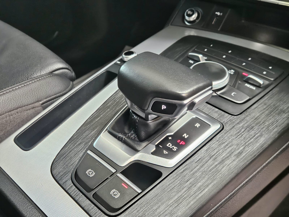 2020 Audi Q5 - image 17