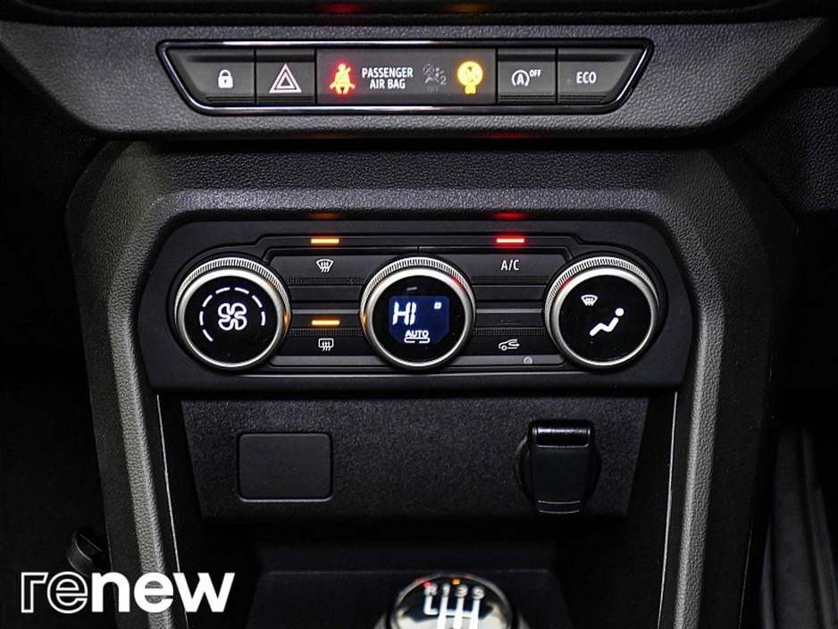 2023 Dacia Jogger - image 28