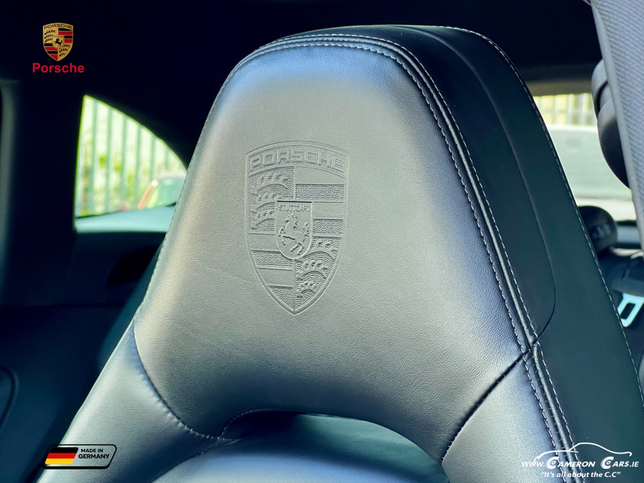 2022 Porsche Panamera - image 21