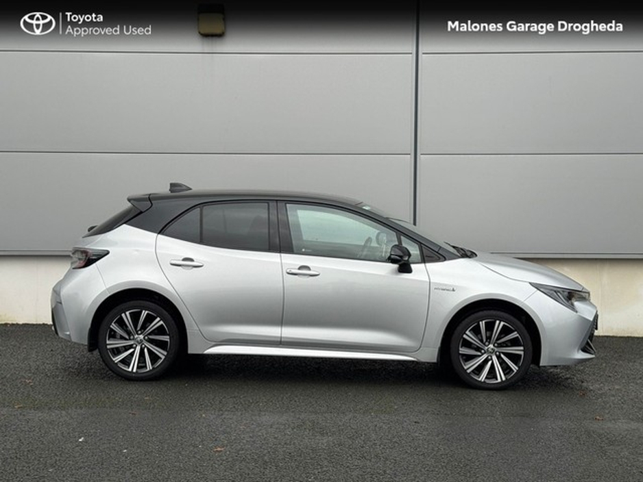 2022 Toyota Corolla 1.8 Hybrid Luna Sport Call Now 041 980 2420 €25,950