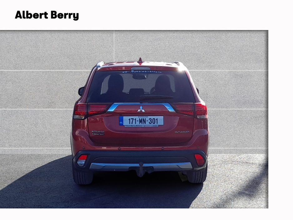 2017 Mitsubishi Outlander 5 SEATER 2.2 MANUAL €16,950