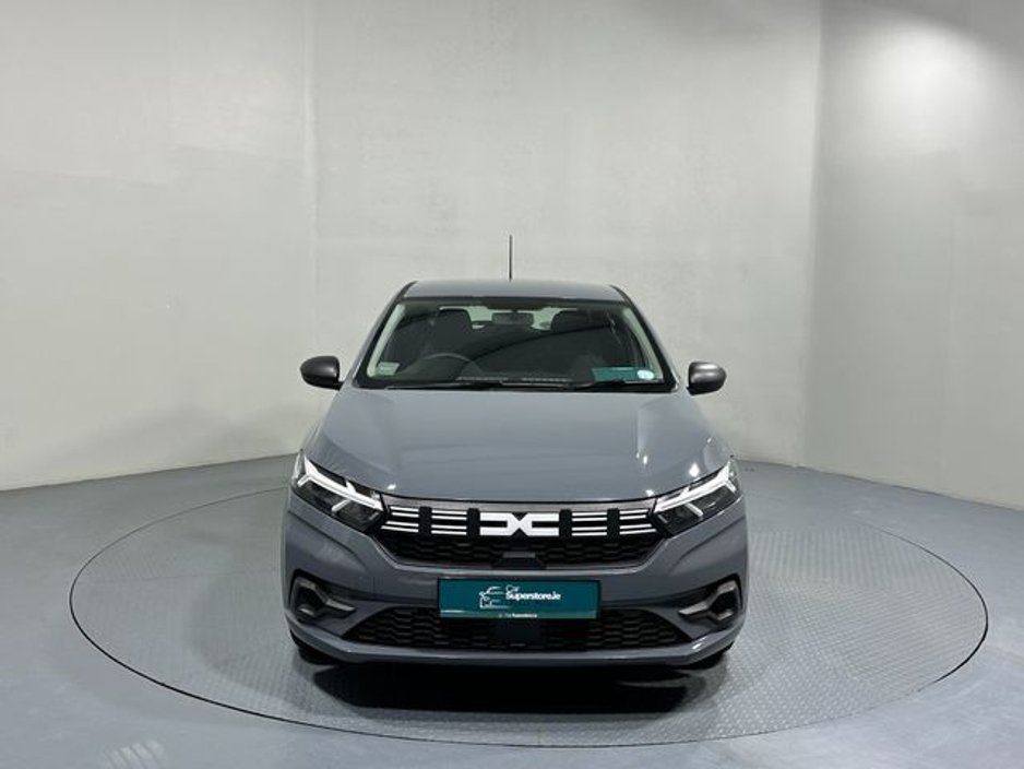 2024 Dacia Sandero - image 2