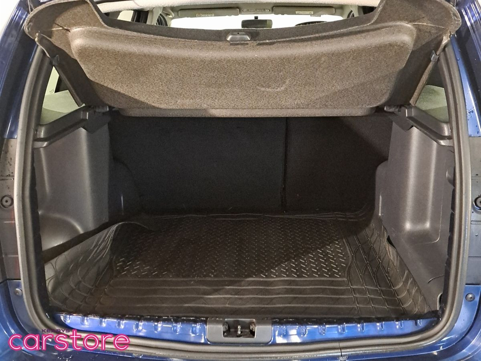 2016 Dacia Duster - image 18