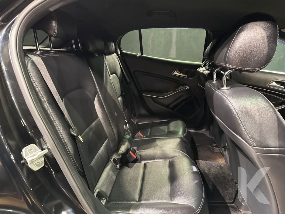 2017 Mercedes-Benz GLA Class - image 23