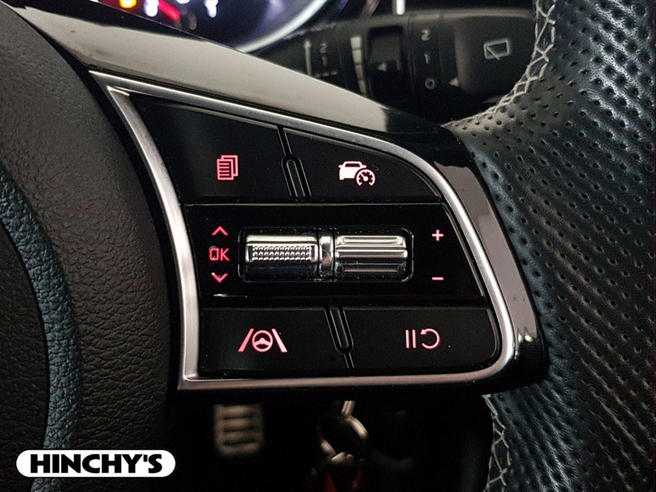 2025 Kia Ceed - image 18