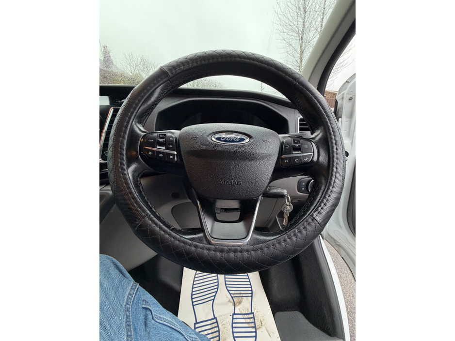 2021 Ford Transit Custom - image 22