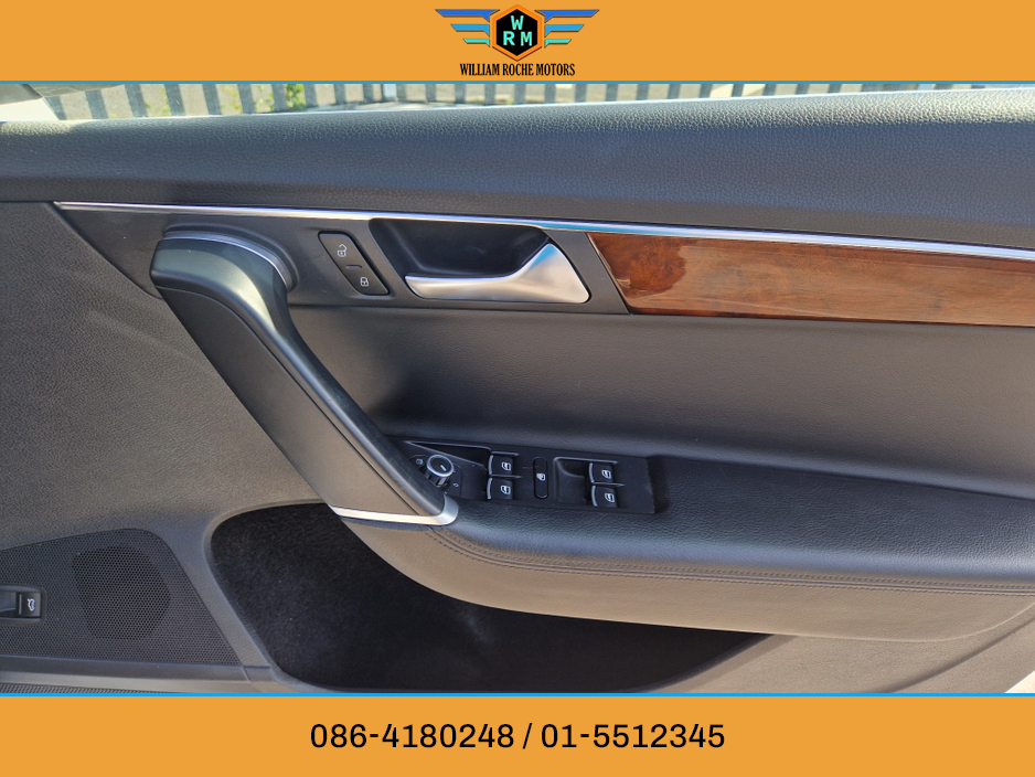 2013 Volkswagen Passat - image 22