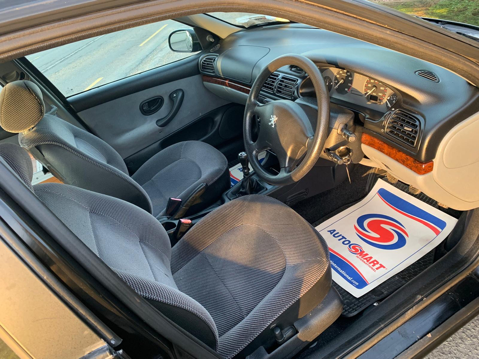 1998 Peugeot 406 - image 5