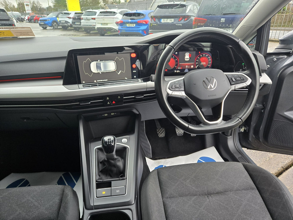 2023 Volkswagen Golf 1.0 TSI 110HP Life €25,950