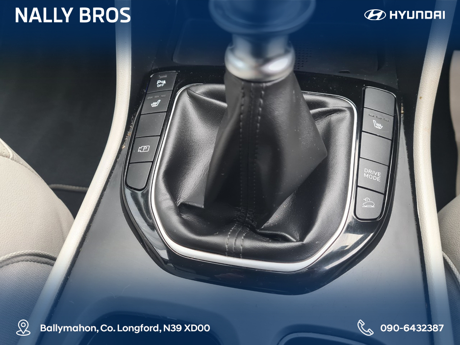 2022 Hyundai Tucson - image 13