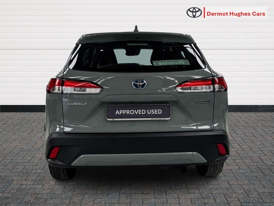 2024 Toyota Corolla Cross - image 4