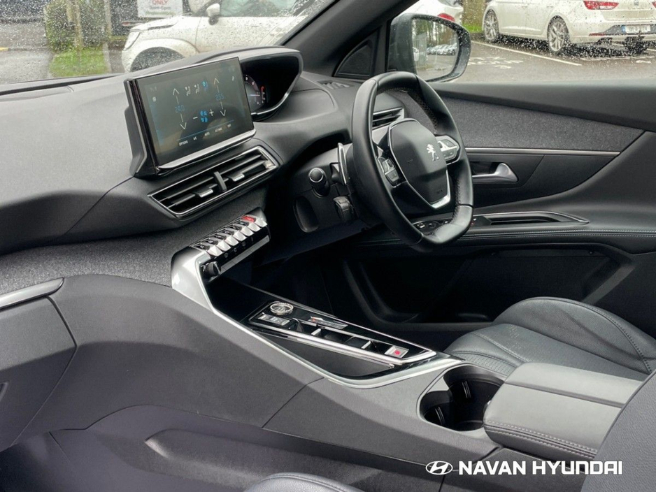 2024 Peugeot 5008 1.5 BlueHDi 130bhp Allure Auto €40,850