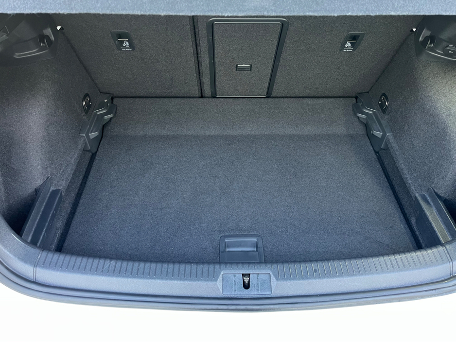 2018 Volkswagen Golf 1.4 HIGHLINE, AUTOMATIC €18,950