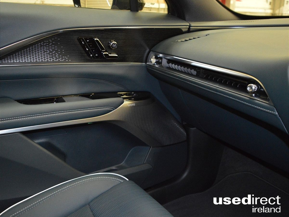 2026 Cadillac Lyriq - image 33