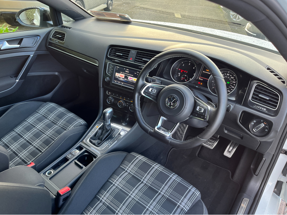 2017 Volkswagen Golf GTD AUTOMATIC 2.0 TDI DIESEL 184BHP €18,950