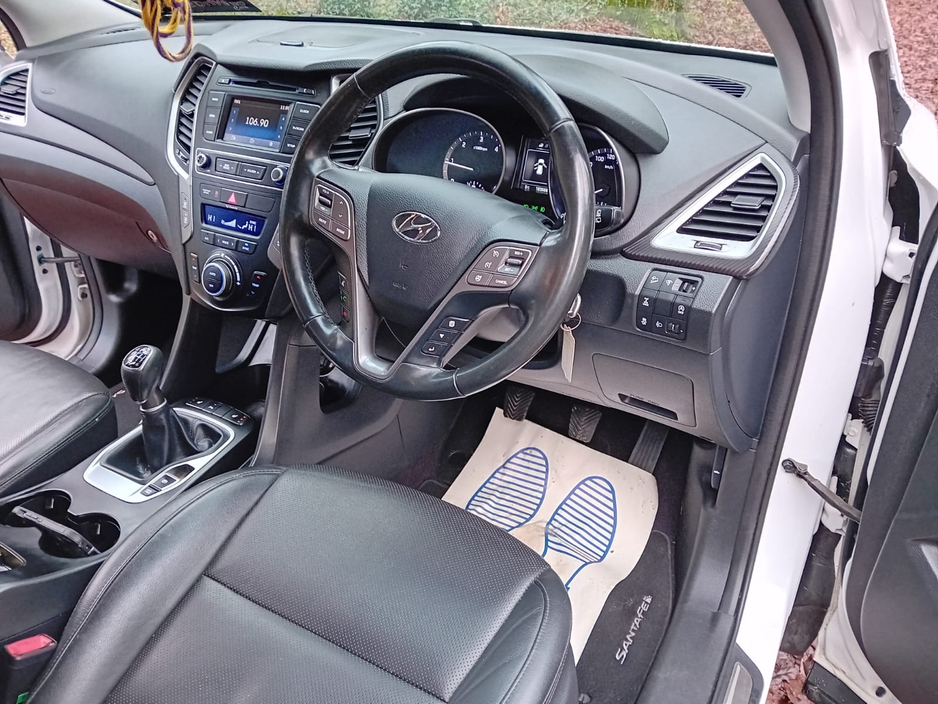 2018 Hyundai Santa Fe 2.2 CRDI EXECUTIVE 4 WD 7 SEATER  @ REDDY2DRIVE LTD €18,850