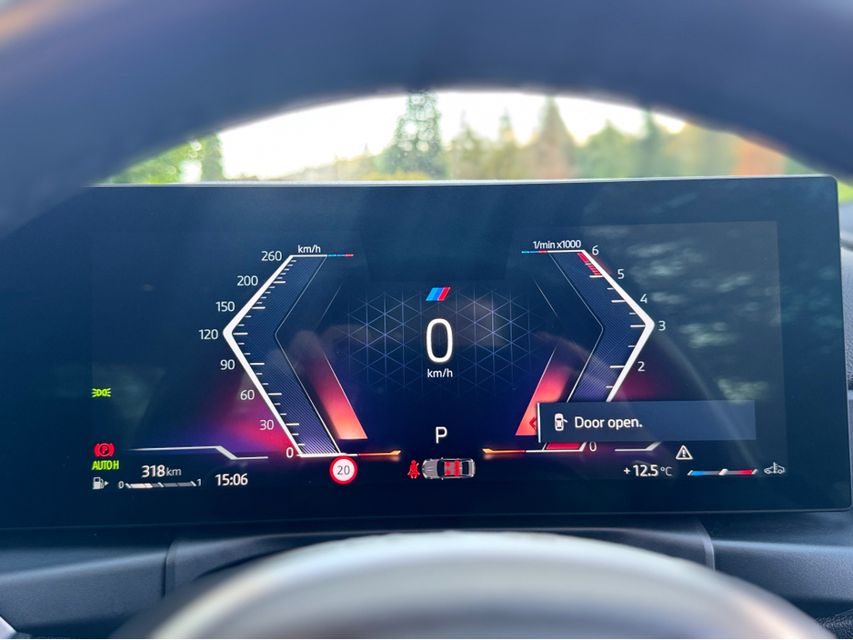 2024 BMW 3 Series - image 17