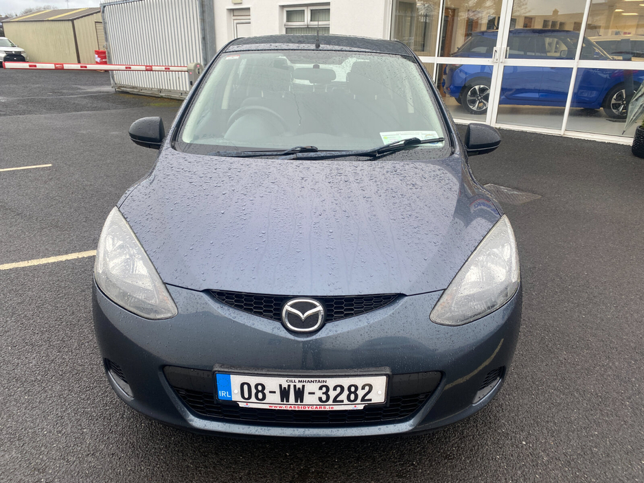 2008 Mazda Mazda2 - image 2
