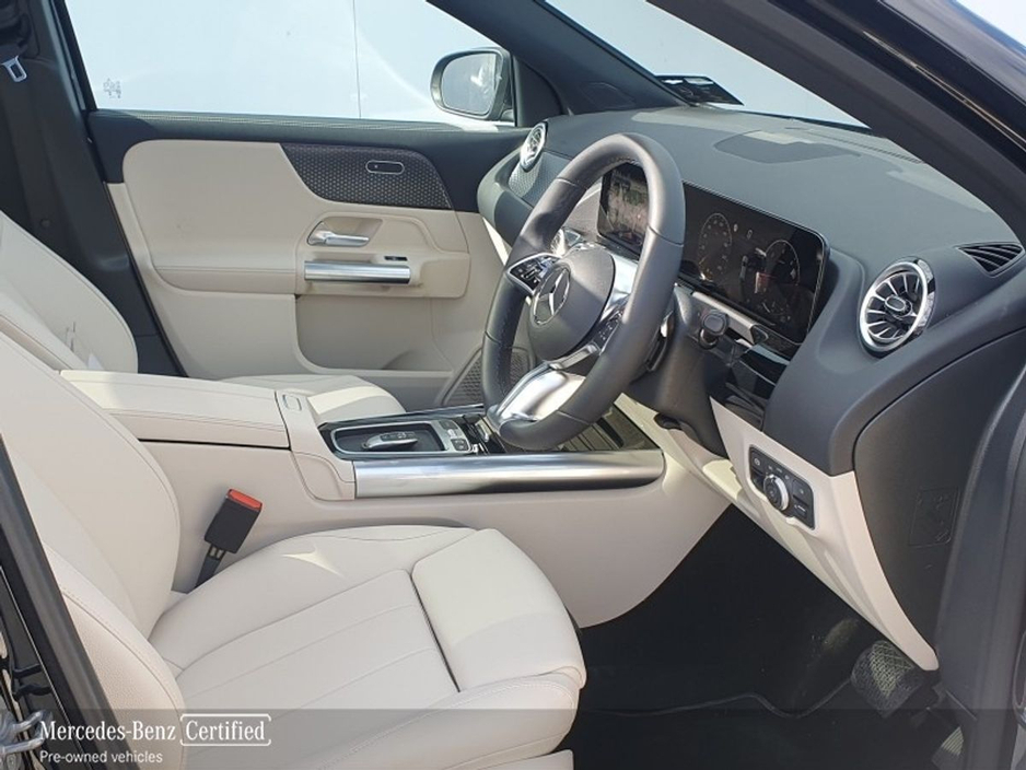 2025 Mercedes-Benz GLA Class - image 10