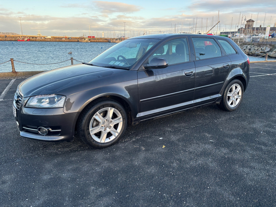 2013 Audi A3 1.4 petrol automatic €8,950