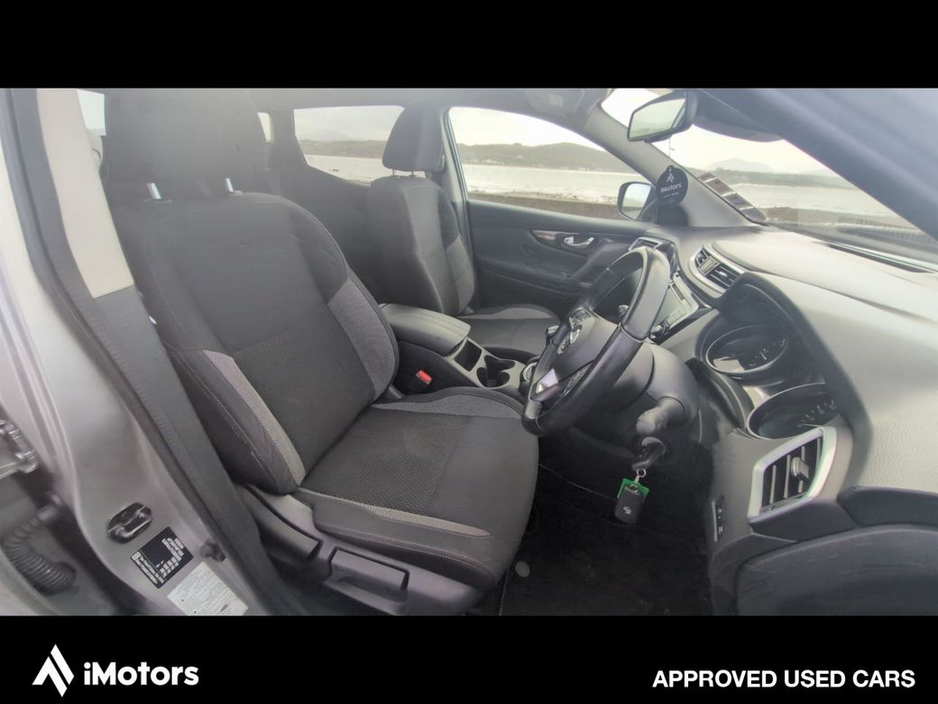 2021 Nissan Qashqai - image 17