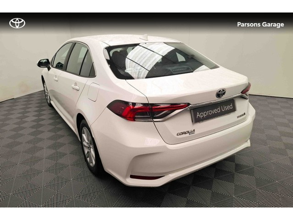 2023 Toyota Corolla LUNA SALOON 4DR AUTO €28,995
