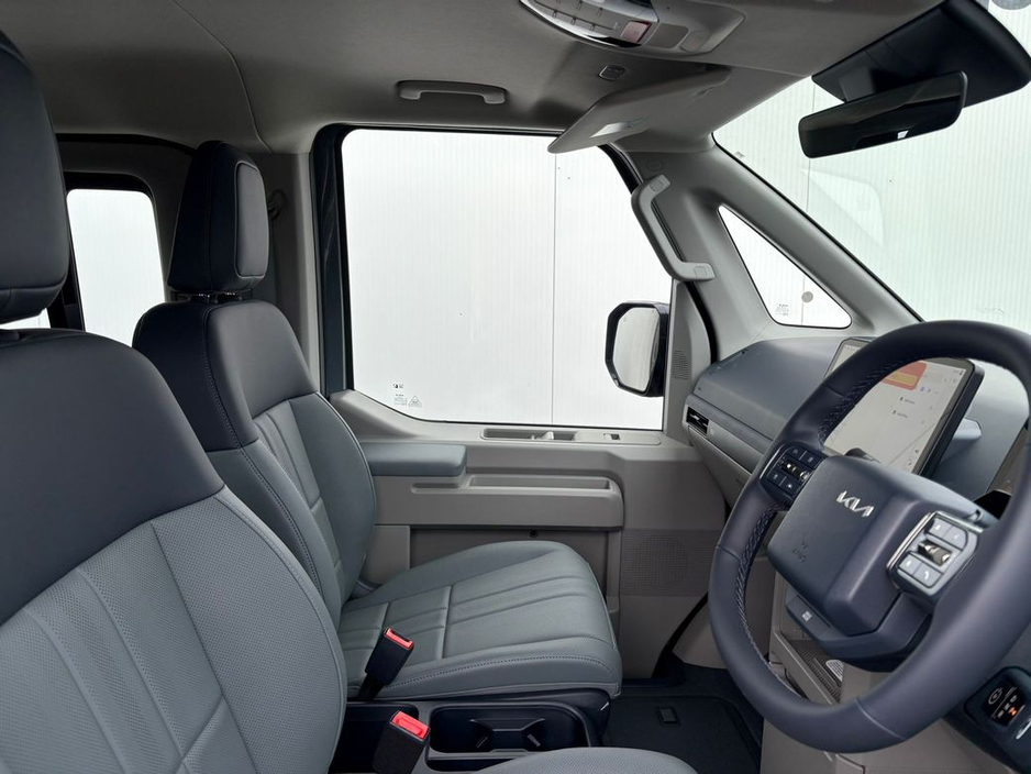 2026 Kia PV5 - image 24