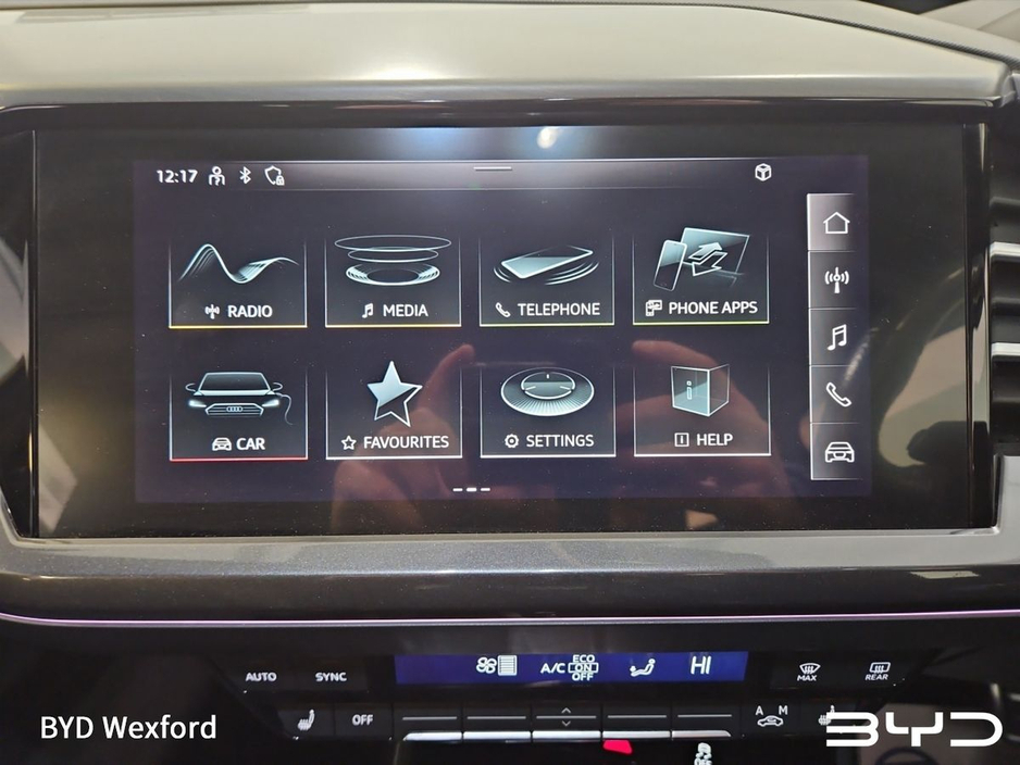 2021 Audi e-tron - image 10