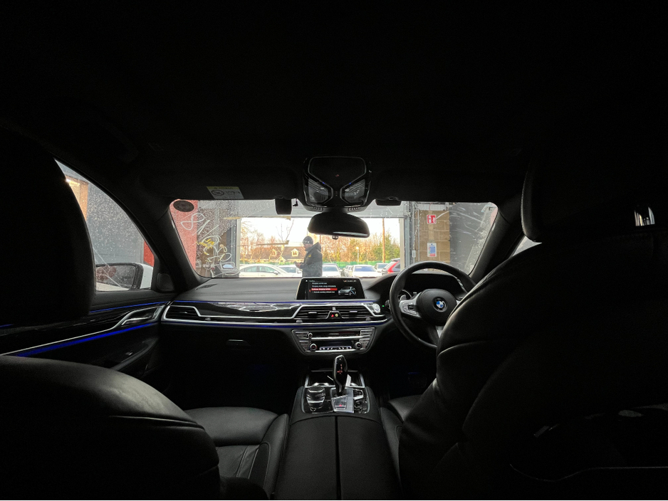 2018 BMW 7 Series €29950! 2018 BMW 740E IPERFORMANCE M-SPORT 2.0 AUTOMATIC / CRUISE CONTROL / 360° PARKING CAMERA / ELECTRIC MEMORY HEATED & MASSAGING SEATS / PANORAMIC SUNROOF / PADDLE SHIFTERS €29,950