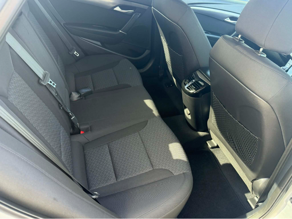 2016 Hyundai i40 - image 9