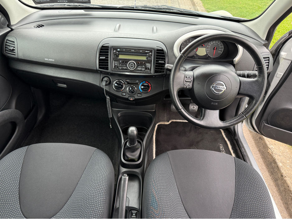 2010 Nissan Micra - image 11