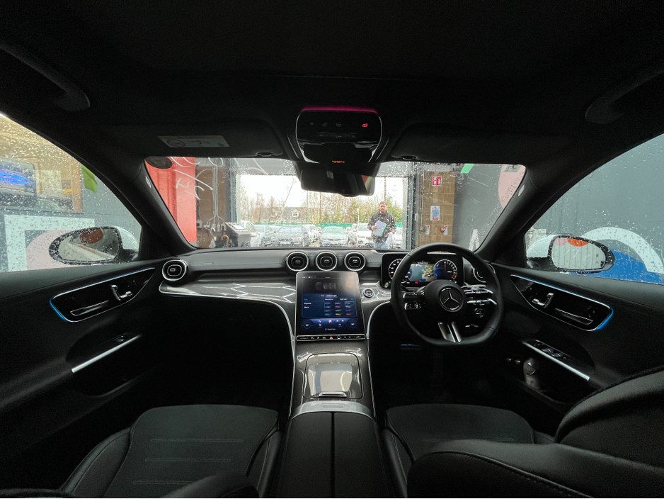 2024 Mercedes-Benz C Class 2024 MERCEDES-BENZ C350E SP 2.0 AUTOMATIC / CRUISE CONTROL / 360° PARKING CAMERA / ELECTRIC MEMORY HEATED REAR & FRONT SEATS / PADDLE SHIFTERS / PANORAMIC SUNROOF / AMBIENT LIGHTS / APPLE CARPLAY €54,950