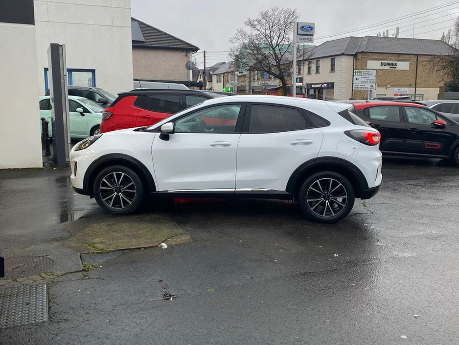 2022 Ford Puma Titanium 1.0T(125ps) Mhev Mild Hybrid , Manual Transmission €18,995