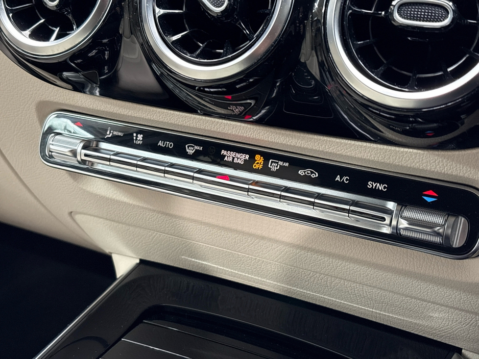 2021 Mercedes-Benz GLA Class - image 14