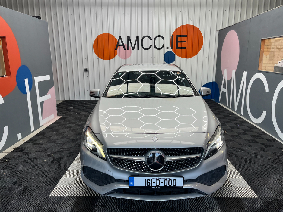 2016 Mercedes-Benz A Class 2016 MERCEDES-BENZ A180 SPORT RADAR SAFETY PACKAGE 1.6 AUTOMATIC / CRUISE CONTROL / REVERSE CAMERA / ELECTRIC MEMORY & HEATED SEATS / PADDLE SHIFTERS AND MORE