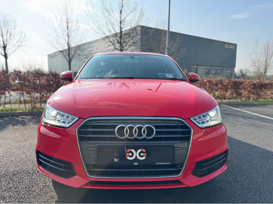 2016 Audi A1 - image 2