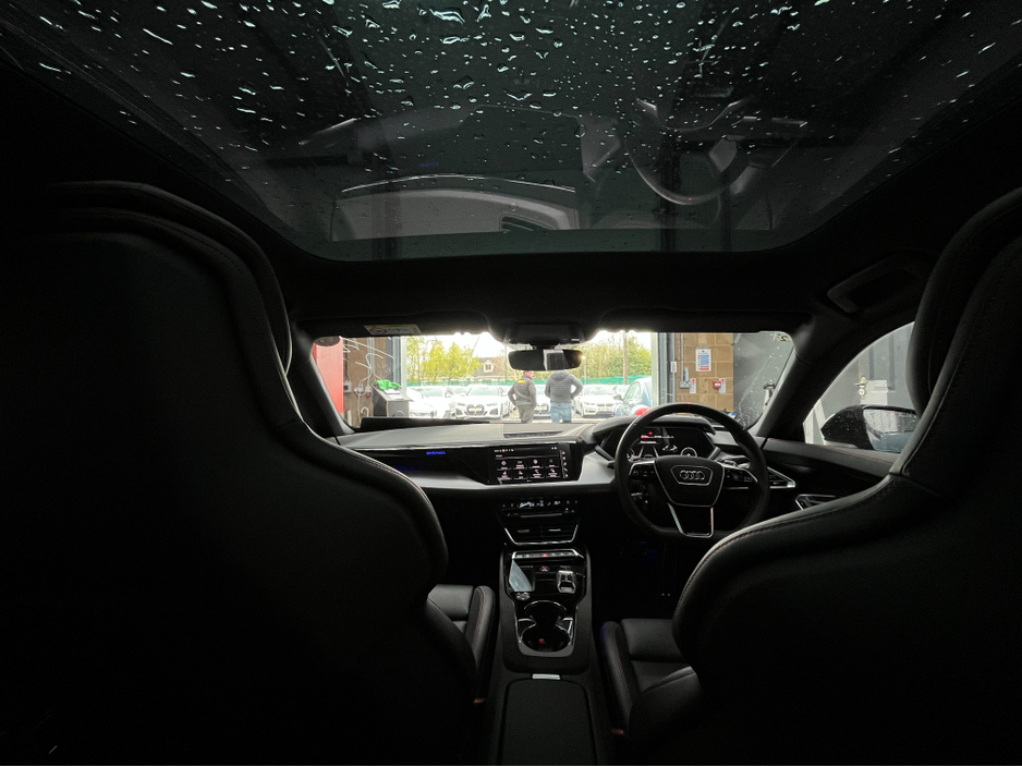 2023 Audi e-tron GT quattro - image 22