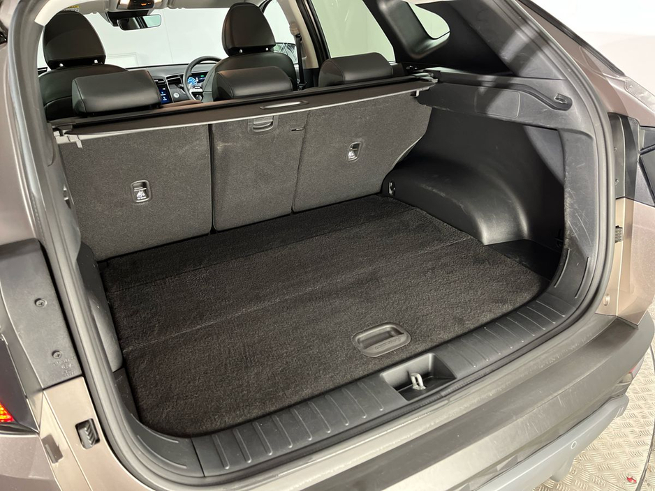 2023 Hyundai Tucson Executive Plus PHEV 4WD - Reversing Camera - Sat Nav - Climate Control - Heated Seats - Keyless Start - Apple CarPlay/Android Auto €36,950