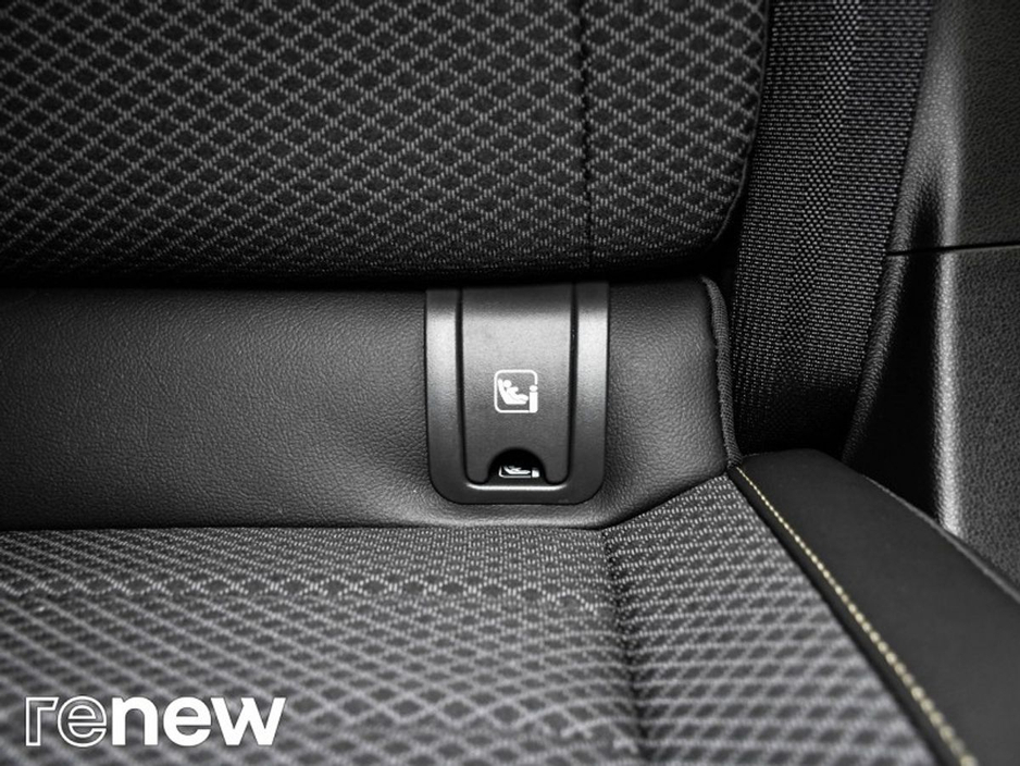 2025 Renault Arkana - image 23