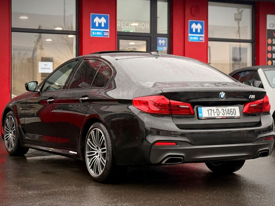 2017 BMW 5 Series - image 7