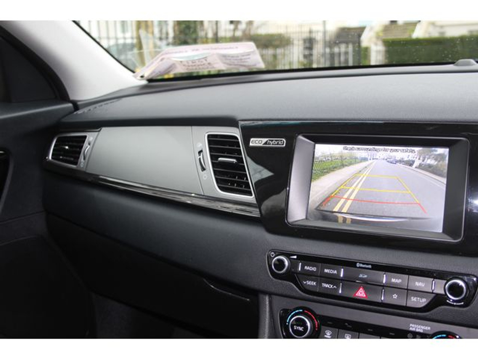 2019 Kia Niro - image 17