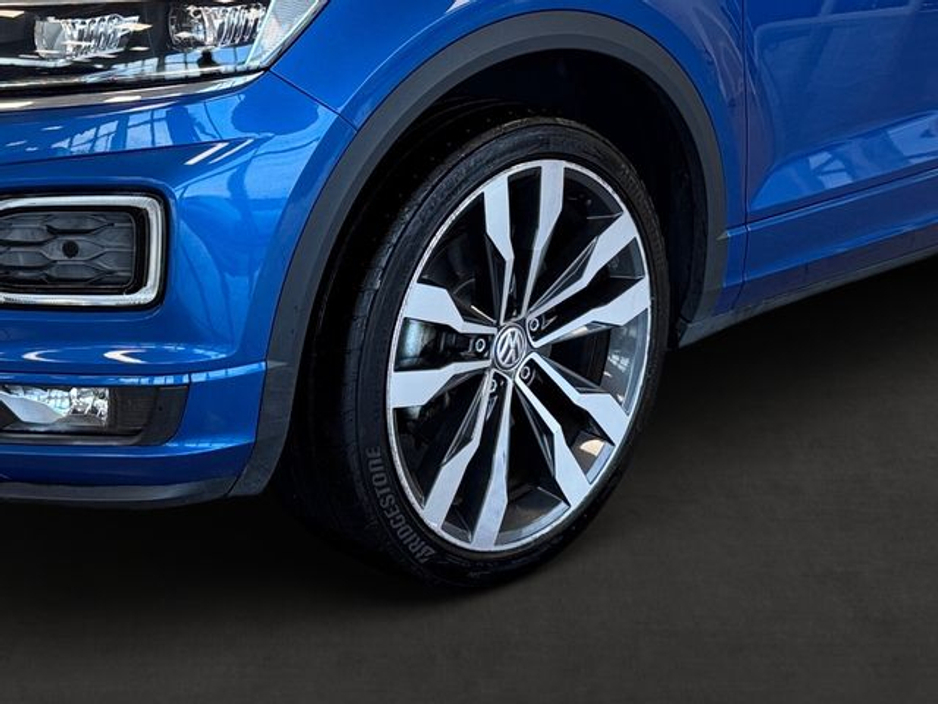 2020 Volkswagen T-Roc - image 10